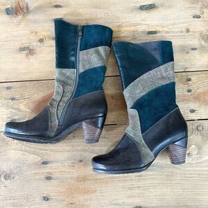 Elite by Corkies Twilight Leather Boots Green Canvas‎ Size 7